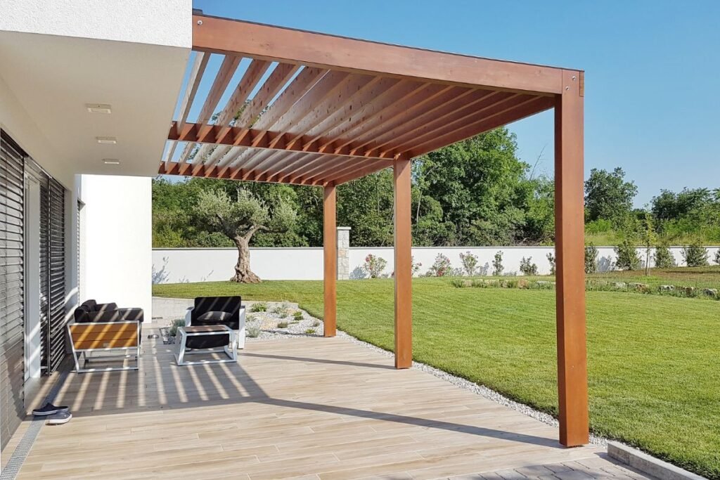 How to Choose the Right Timber for a Pergola